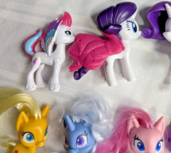 My Little Pony Figures Mix Lot of 17 Brushable Molded Various Sizes MLP