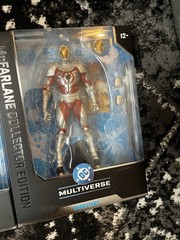 McFarlane Toys DC Collector Edition 7″ Darkstars Rising X3 Platinum Chase