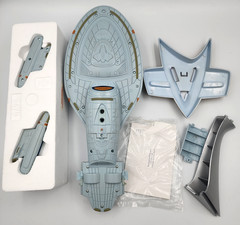 Playmates Star Trek Voyager USS Voyager NCC-74656 Rare Open Box Vintage
