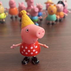 LOT OF 15 PEPPA PIG Figures Various years and condition