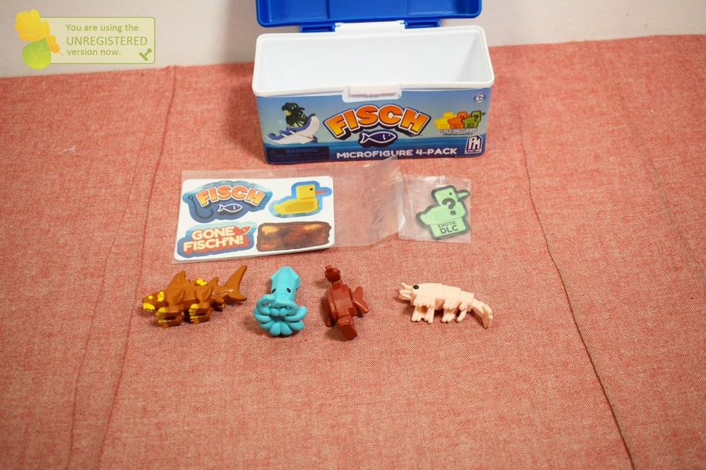 PhatMojo Fisch Collectible Action Figure Playset (Opened)