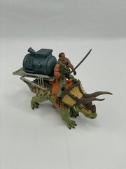 Dino Commander Triceratops Beast Taming Squad Dino and Wrangler Figure Playset