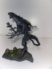 Alien Queen With Nest McFarlane Alien Vs Predator Figure Set 2005