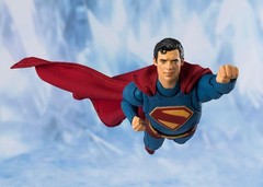 TAMASHII NATIONS S.H. Figuarts Superman (Superman) Approx. 6.5 inches (165 mm),