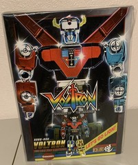 Threezero Robo-Dou Voltron Defender of the Universe Retro Toy Edition in USA