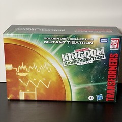 Transformers WFC Kingdom Golden Disk Mutant Tigatron Voyager Hasbro New