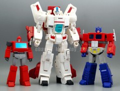 Small Scale MFT Auto Vehicle Deformable Robot Team Figure Boy Kids Toy Car Gift