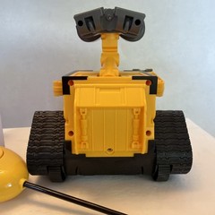 Wall-E Disney Pixar Hello Wall-E Robot Toy 9″ Remote Control Robot Works