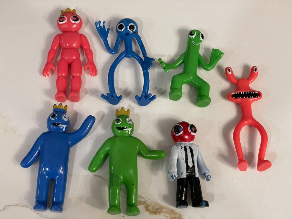 Rainbow Friends Action Figures 7 Piece Toy Game Character Doll Monster Bendy