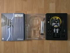 Mezco Toyz One: 12 Collective The Dark Knight Returns Black And Gray Figure