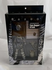 2002 ALIEN 1/12 Scale Model Figure Series – FACE HUGGER ATTACK – NEW Sealed