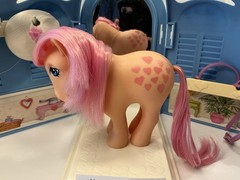 My Little Pony G1 Pretty Parlor Hasbro 1983 Vintage MLP Italian Peachy Italy