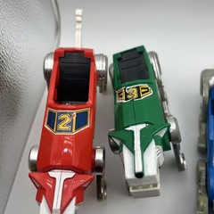 Vntg 1984 VOLTRON Bandai Robot All 5 Pieces, Not Complete, Read Description