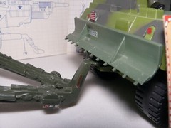 VINTAGE HASBRO G.I. JOE ARTILLERY ASSAULT: FEAT. ’82 HEAVY LASER AND ’84 SLUGGER