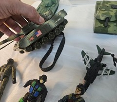 1990s era DAMAGED Military Vehicles Figures & Acc. Lot TANKS, Boats, Jeeps, Jets