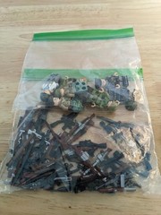 Military Offbrand Guns And Characters