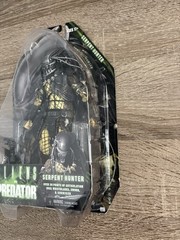 Aliens vs. Predator SERPENT HUNTER Video Game PREDATOR NECA Sealed MIP 2017