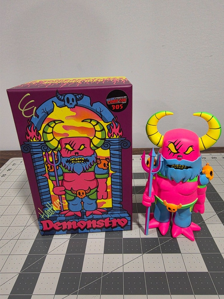 Signed Mischief Toys New York Comic Con Blacklight Demonstro