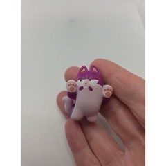 Hasbro Lost Kitties Itty Bitty Series 1 Purple Grumpy Cat Mini Figure 1.5″