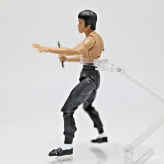Bandai S.H.Figuarts Bruce Lee Legacy 50th Anniversary Action Figure SHF 13CM Toy