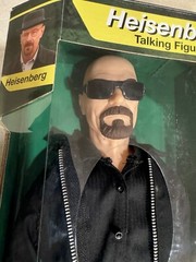 Breaking Bad Heisenberg 17″ Talking Action Figure Doll Walter White NEW