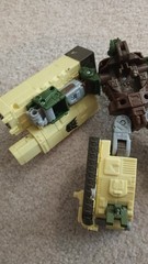 Hasbro Transformers Universe: Decepticon Dropshot See Description 2008 Voyager