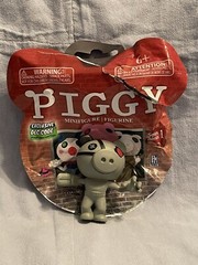 NEW Piggy Exclusive DLC Code Mystery Mini Figure Series 1 – Robbie