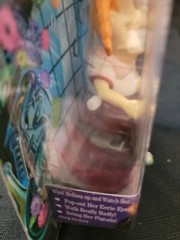 1998 Toy Island Toonsylvania Melissa Screetch walking action figure Wind Up Toy