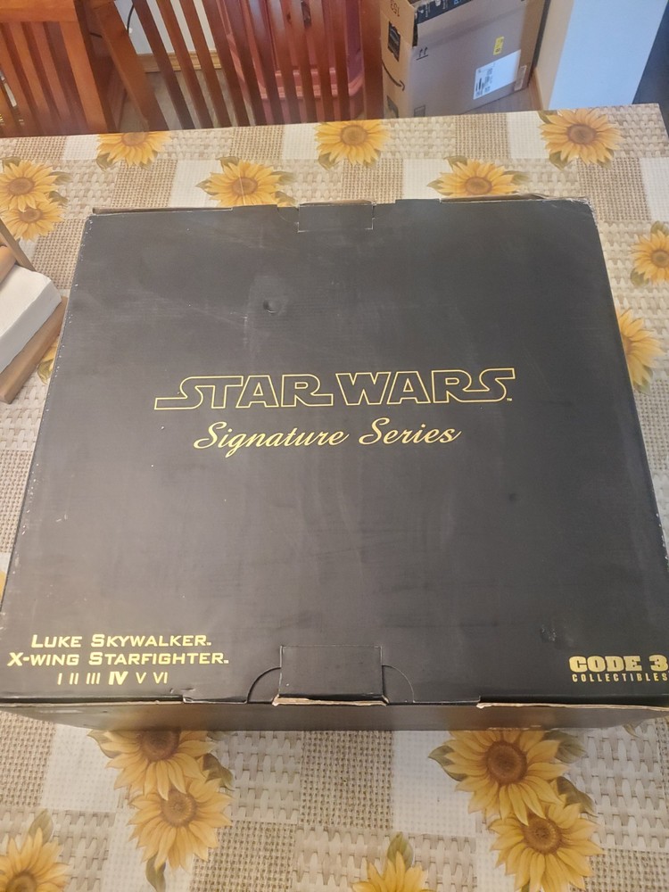 Star Wars X-Wing Starfighter Signature Series Collectible Signed by Mark Hamill