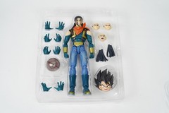 S.H.Figuarts Super Android 17 Dragon Ball GT Bandai Tamashii