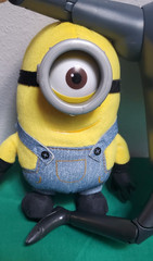 Despicable Me 2 Gru The Talking Genius Working 11″ Action Figure + Minion