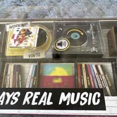 MGA’s Miniverse Real Music Playable Record Player NEW SHIPS TODAY
