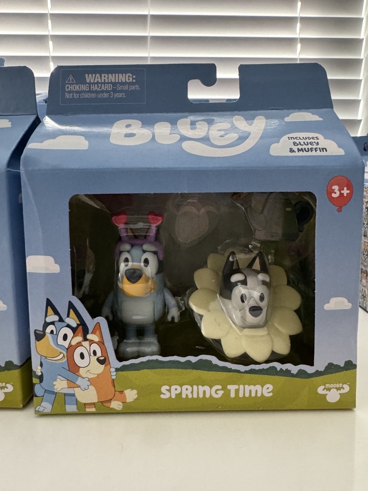 Bluey Springtime 2-Pack Bluey & Muffin Figures Moose Toys New/Sealed