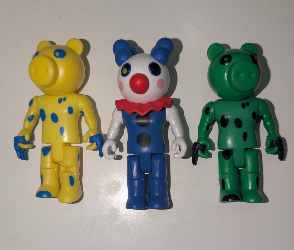 Piggy Dinopiggy Clown 3.5″ Series 1 lot of 3 yellow green