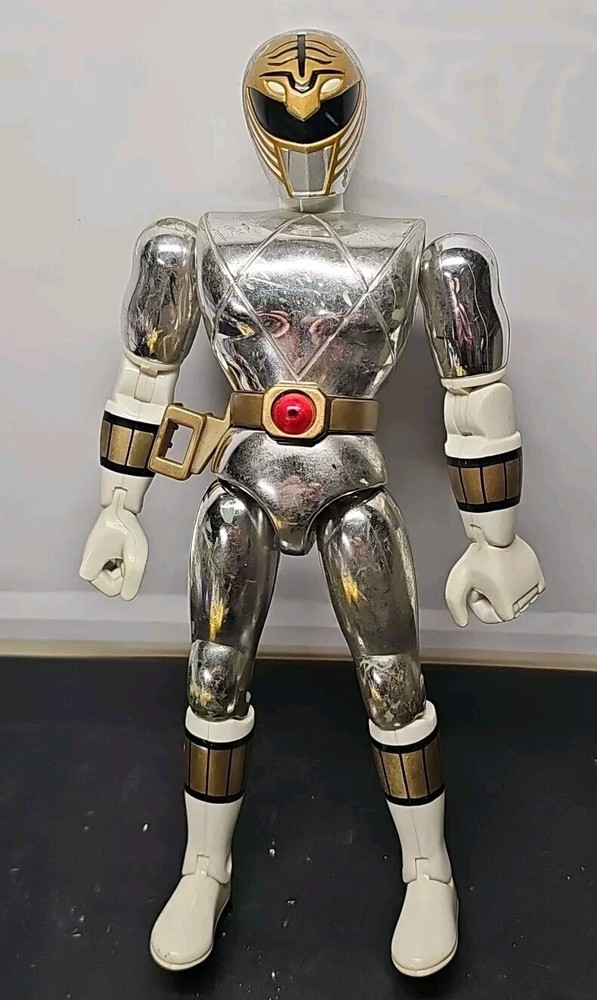 Vintage 1995 Bandai Silver Power Ranger 8″ Silver Chrome Action Figure