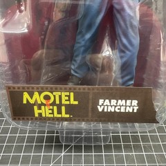 Trick Or Treat Studios – Scream Greats – Motel Hell Farmer Vincent Figure B2