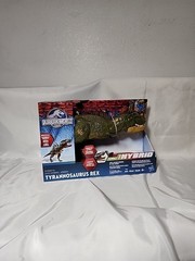 2015 Hasbro Jurassic World Dino Hybrid FX TRex In Box, JJ-B-32