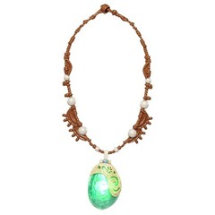 Moana Necklace with Glow Light Heart of Te Fiti Toy Ages 3 Plus