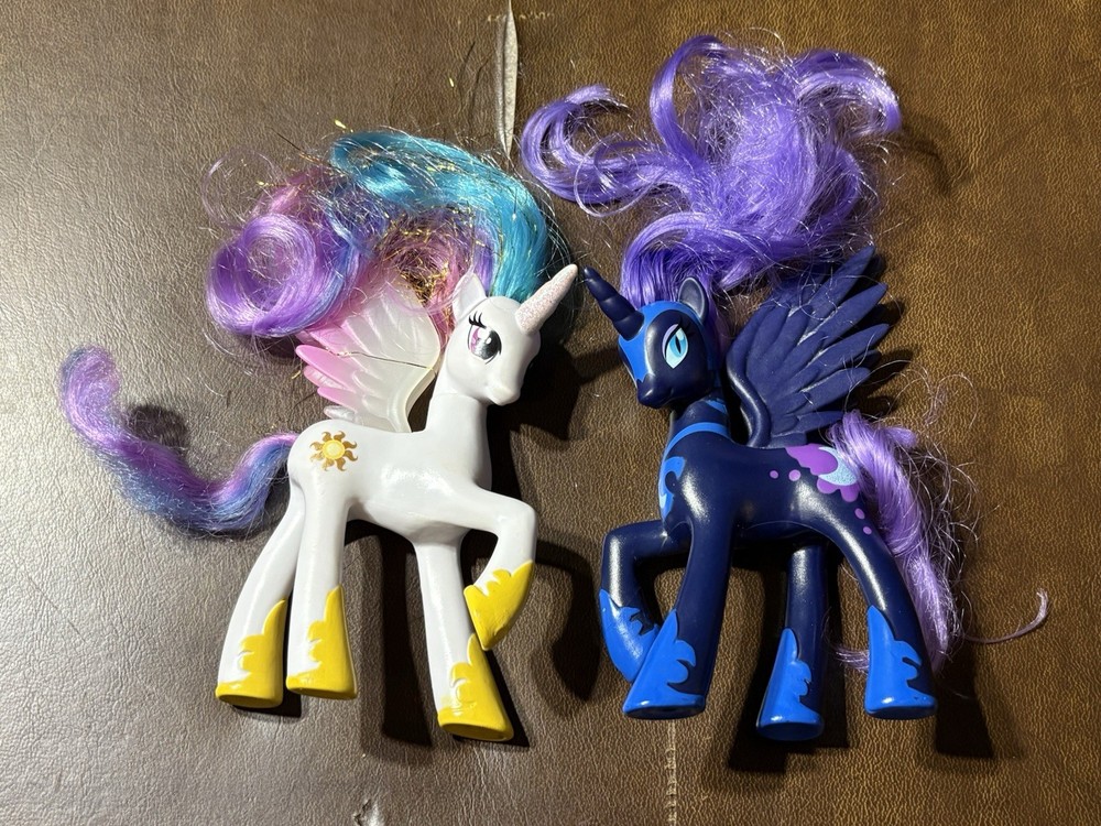 My little Pony G4 Celestia & Nightmare Moon Midnight In Canterlot Toy Figure