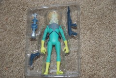 MARS ATTACKS MARTIAN COMMANDER FIGURE 50 YEARS OF MAYHEM 2012, c. 5 1/2″