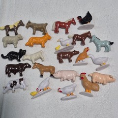 Lot of 22 miniature toy farm animals PVC VINYL