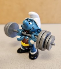 Vintage 1980s Schleich Peyo SMURFS Gym WEIGHTLIFTING Figure