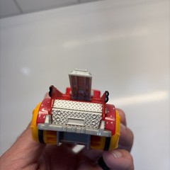 Disney Pixar CARS Hydro Wheels Red Deluxe Pull Back Race On Water Fire Truck