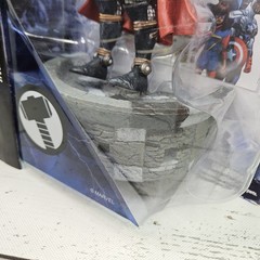 Diamond Select Marvel Select Thor 2019 Collector Edition 7″ Adjustable Figure