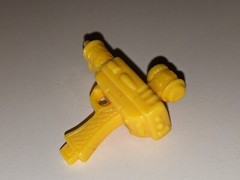 Raph the Green Teen Beret’s Yellow Pistol – TMNT – PLAYMATES – 1991 – TURTLES
