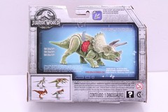 2017 Mattel Jurassic World Triceratops Battle Damage Dinosaur Figure FNB38
