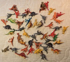 Mixed Dinosaur Toy Figure Lot Of 50 w/ Felt Park Scene Mat