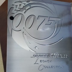 SIDESHOW COLLECTIBLES 007 LEGACY COLLECTION GEORGE LAZENBY