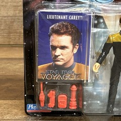 Star Trek Voyager Lieutenant Carey Action Figure 1996 Playmates New Sealed
