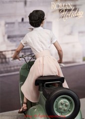 Blitzway 1/4 Roman Holiday-Princess Ann & 1951 Vespa 125 Scooter Statue INSTOCK